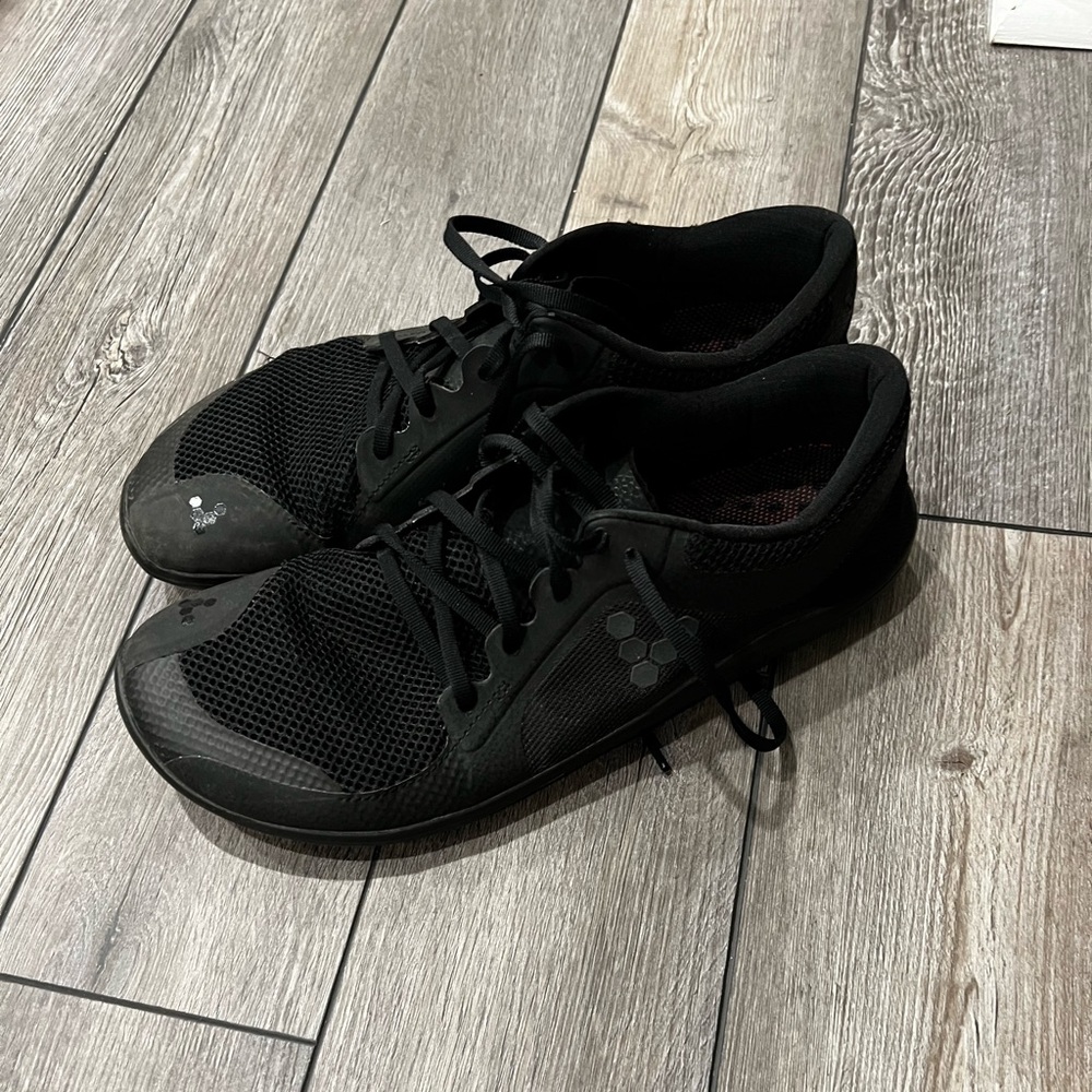 Vivobarefoot Primus Lite III